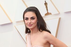 50 Mila Kunis Bikini Pictures (Hot & Sexy) - wrongsideoftheart