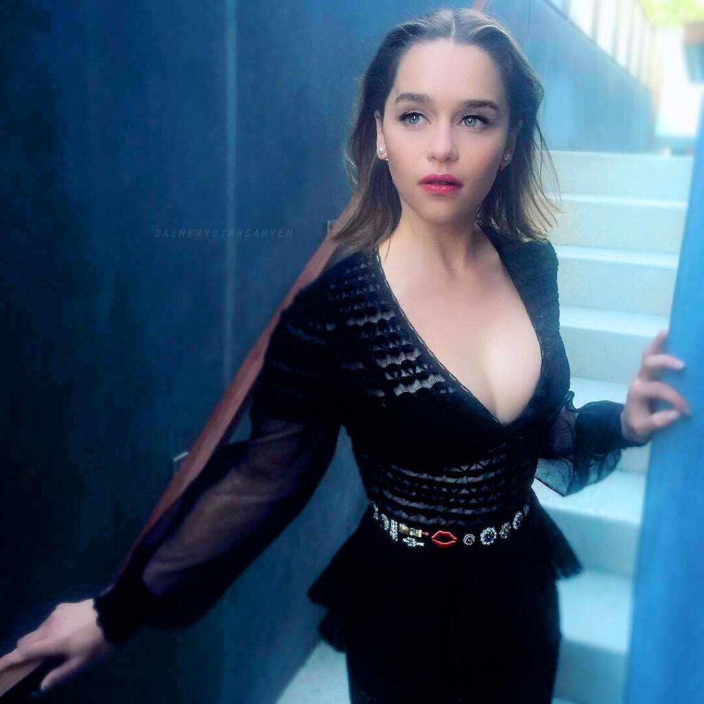 Sexy-Pictures-of-Emilia-Clarke