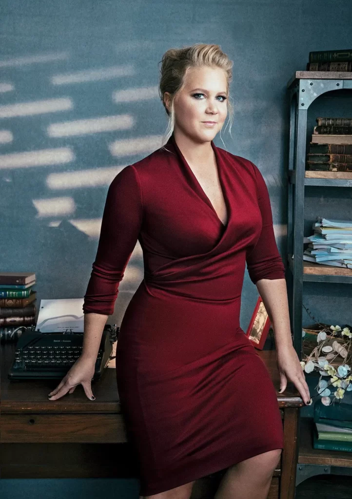 Amy-Schumer-Hot-Looks
