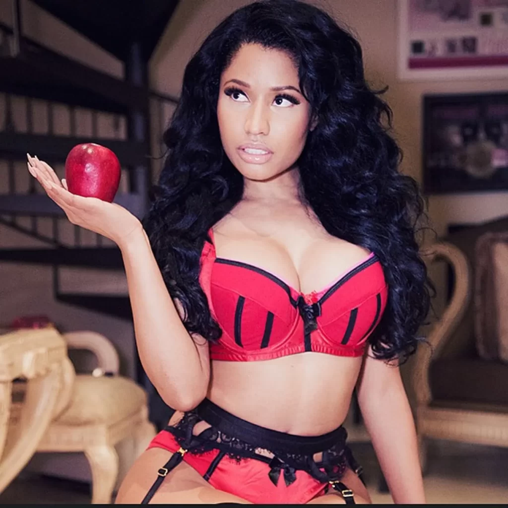 Bikini-Pics-of-Nicki-Minaj