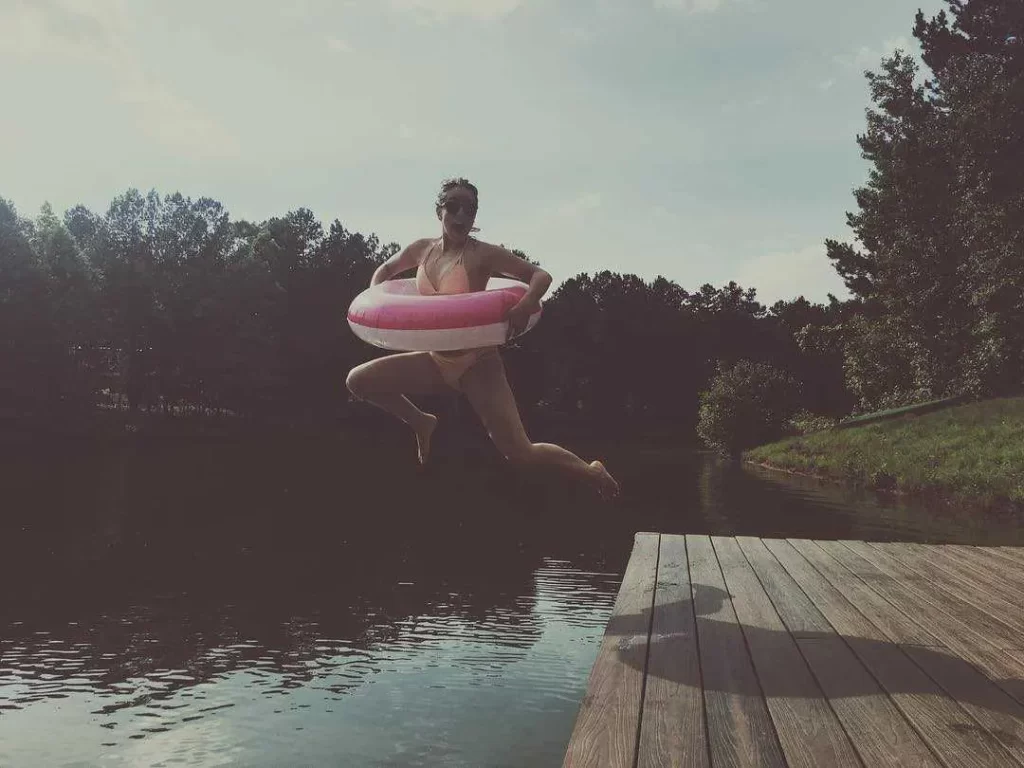 Chloe-Bennet-Swimsuit-Images