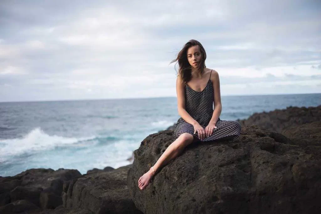 Chloe-Bennet-Swimsuit-Pictures