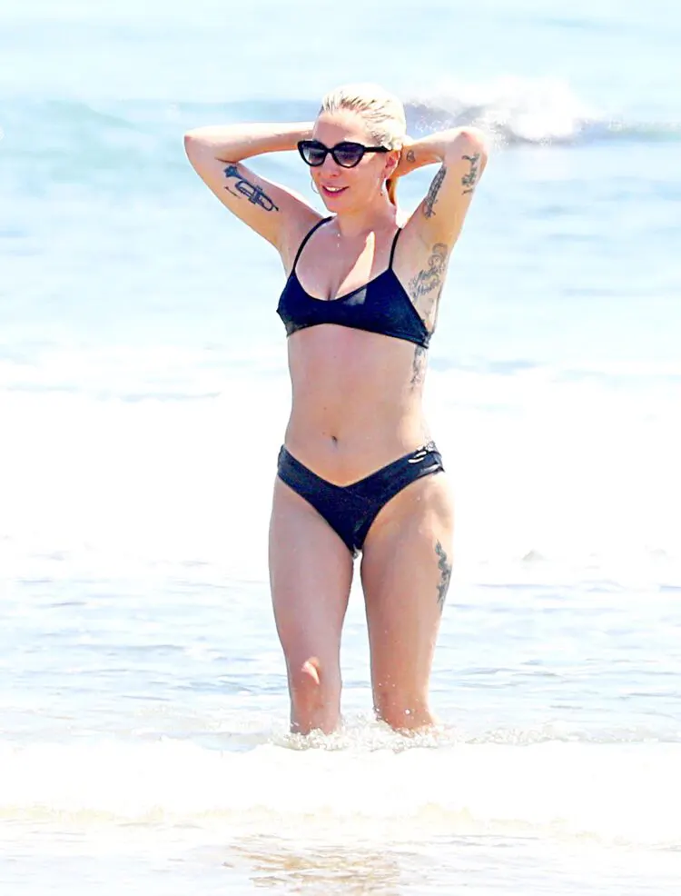 Lady-Gaga-Bikini-Pics