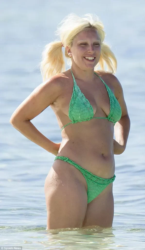 Lady-Gaga-Bikini-Pictures