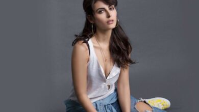 mandana-karimi-hot-and-sexy-bikini-pictures