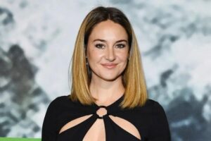 50 Shailene Woodley Sexy and Hot Bikini Pictures - wrongsideoftheart