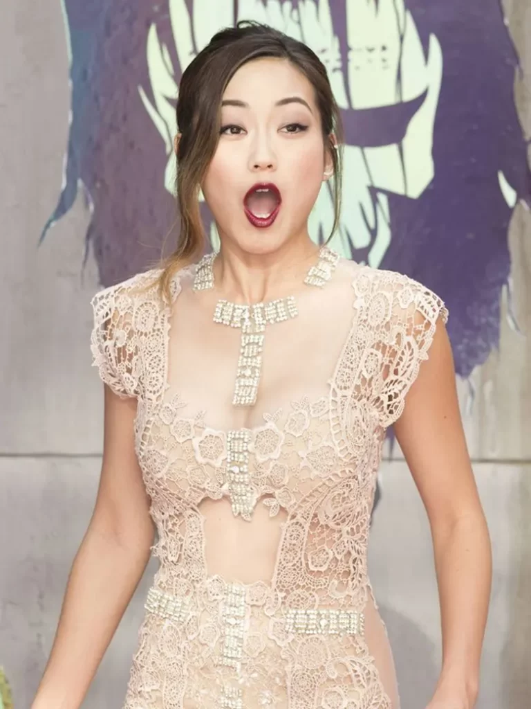 Bikini-Pictures-of-Karen-Fukuhara