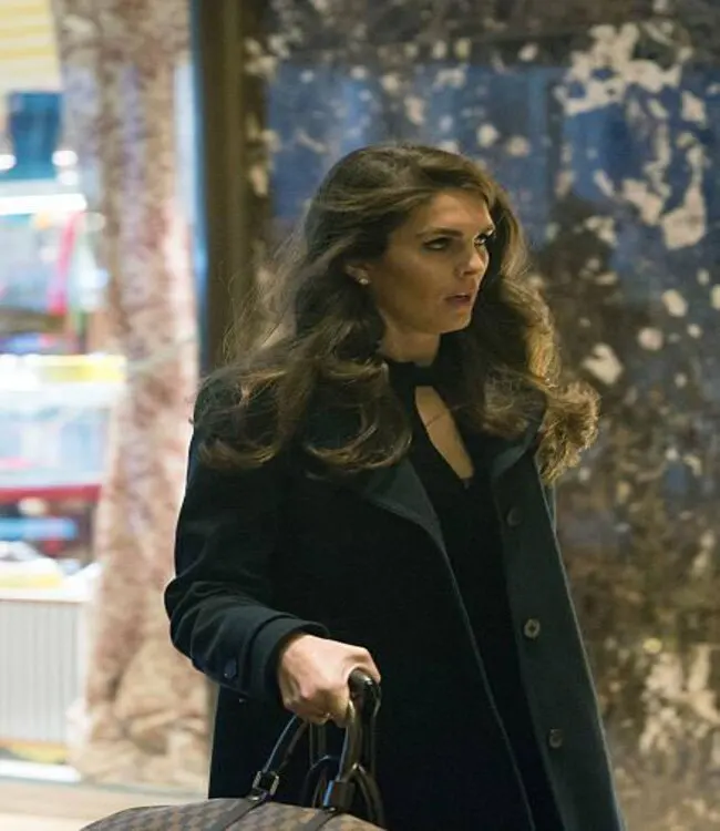 Hope-Hicks-Hot-Pictures