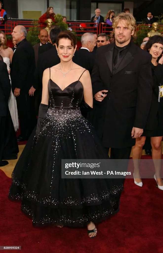 Hot-Photos-of-Sean-Young