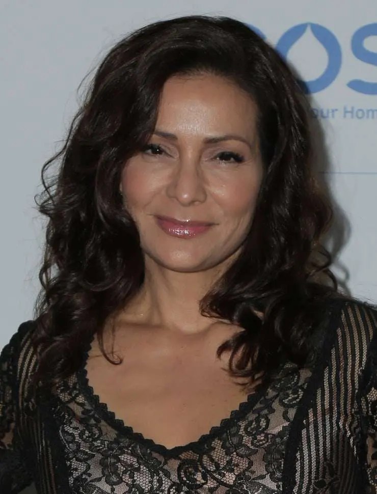 Looks-of-Constance-Marie