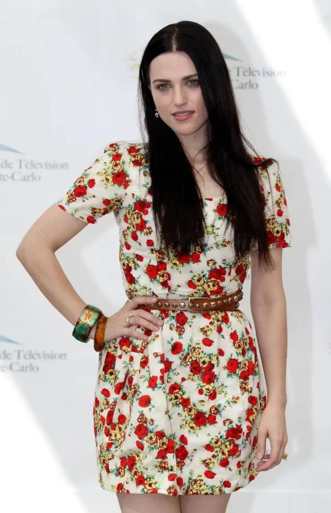 Looks-of-Katie-Mcgrath