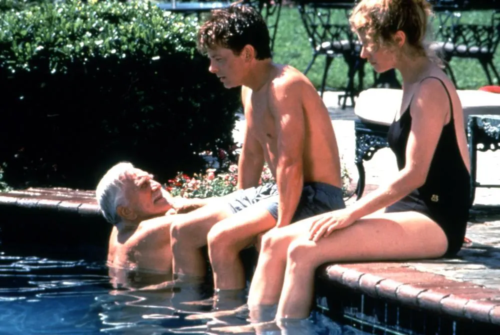 Nancy-Travis-Swimsuit-Photos