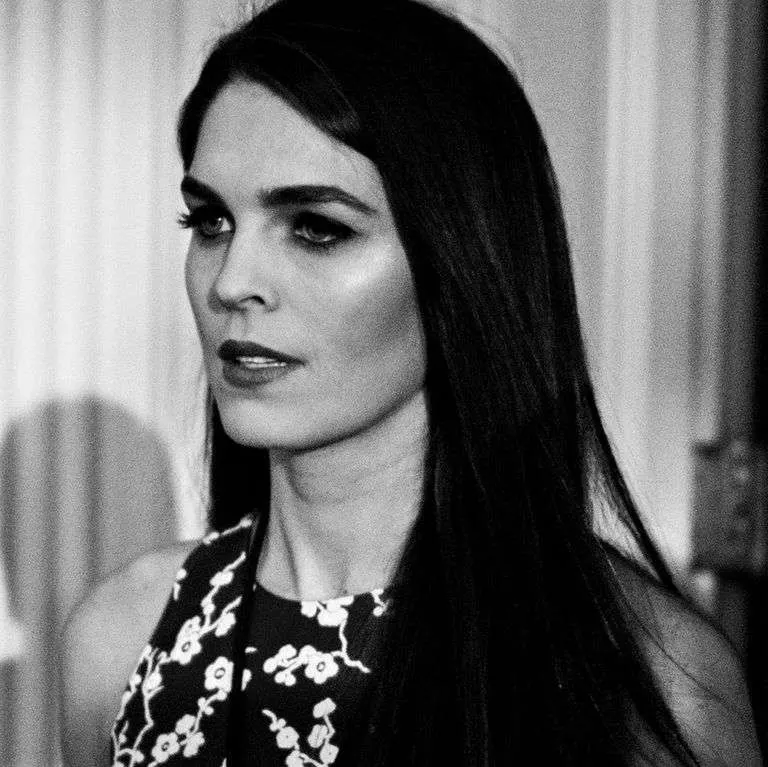 Photos-of-Hope-Hicks