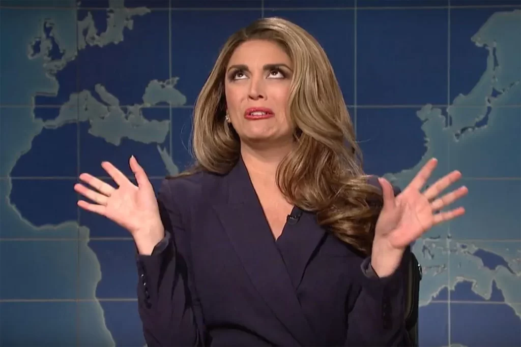 Sexy-Photos-of-Hope-Hicks