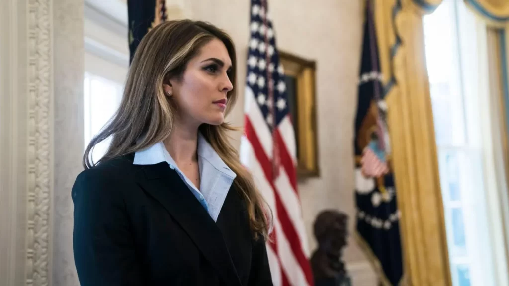 Sexy-Pictures-of-Hope-Hicks