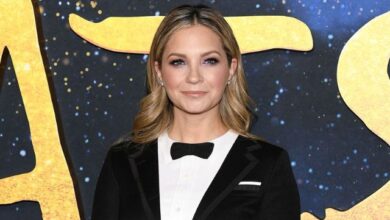 vanessa-ray-hot-and-sexy-bikini-pictures