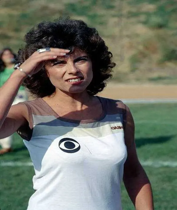 Adrienne-Barbeau-Pics