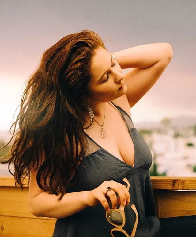 Emma-Kenney-Hot-Pics