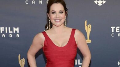 erica-durance-sexy-and-hot-bikini-pictures