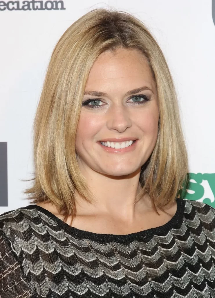 Looks-of-Maggie-Lawson