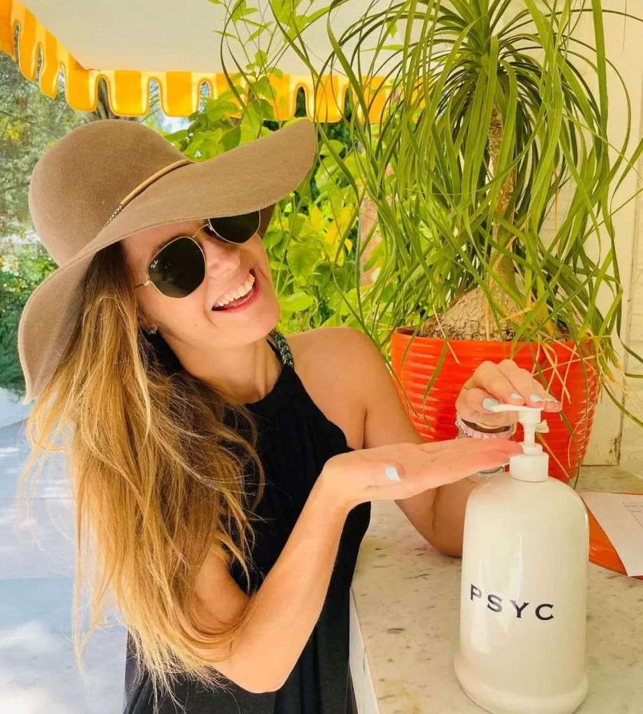 Maggie-Lawson-Bikini-Images