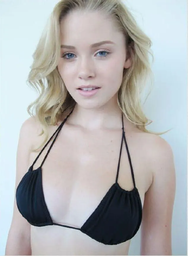 Virginia-Gardner-Bathing-Suit-Photos