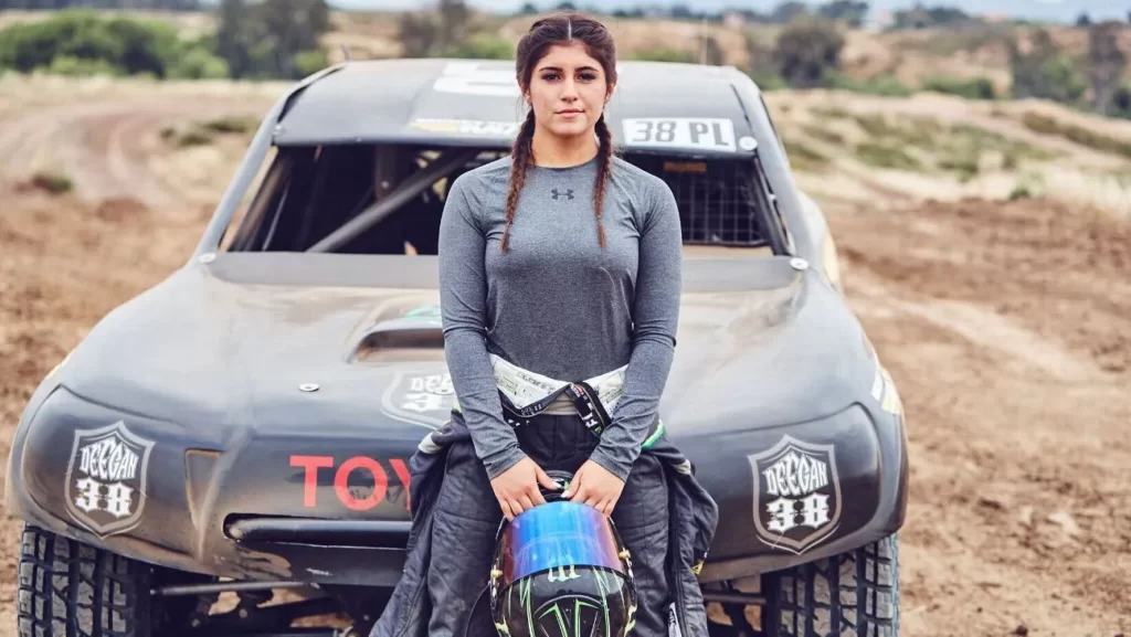 Sexy-Pictures-of-Hailie-Deegan