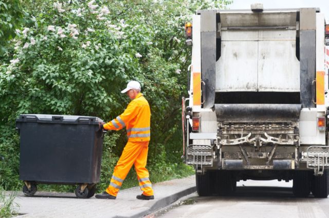 Top 5 Services That the Best Rubbish Removal Companies Offer
